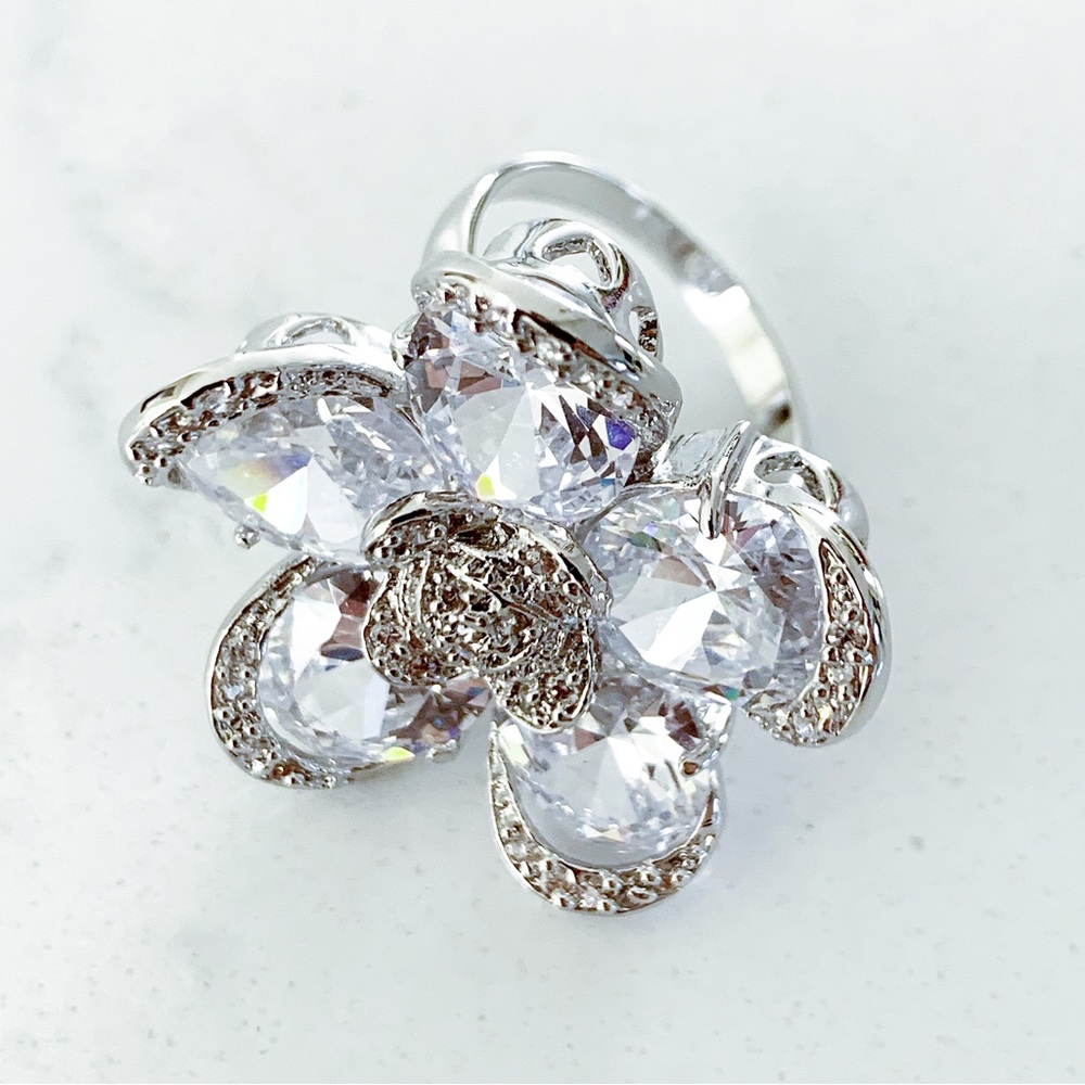 💍 Extraordinary High Shine Wild Rose Rhinestones Crystals Silver-tone Ri… - Picture 6 of 11